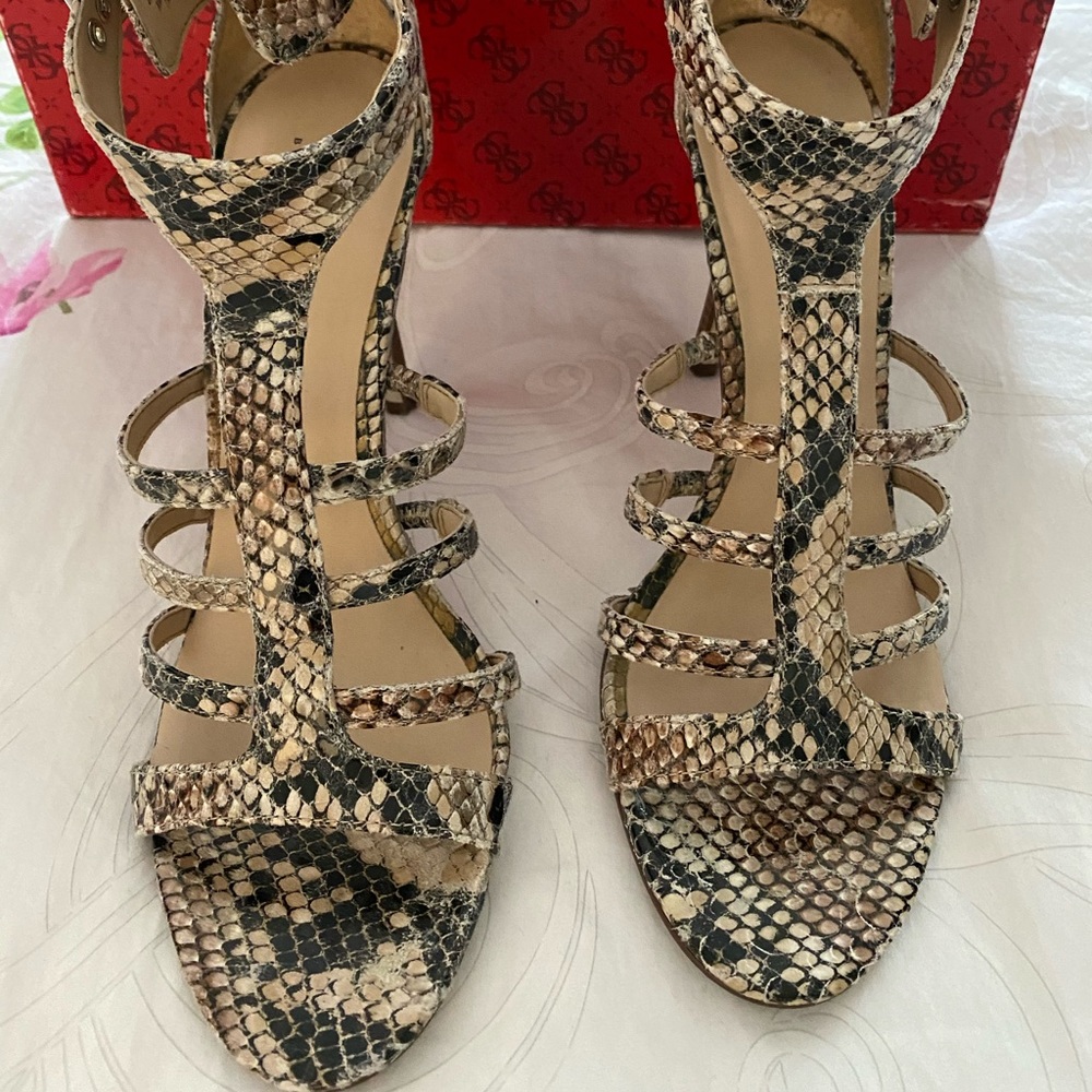 Guess by Marciano snake skin Sandals pumps shoes